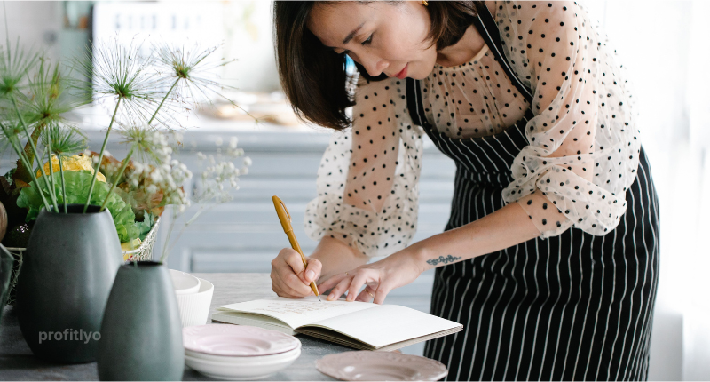 Meal planning helps you save money at the grocery store