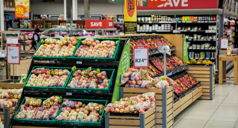 Using sales flyer to save money at the grocery store