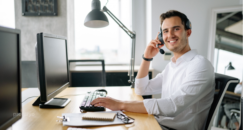 Save money on bills for phone and internet plans